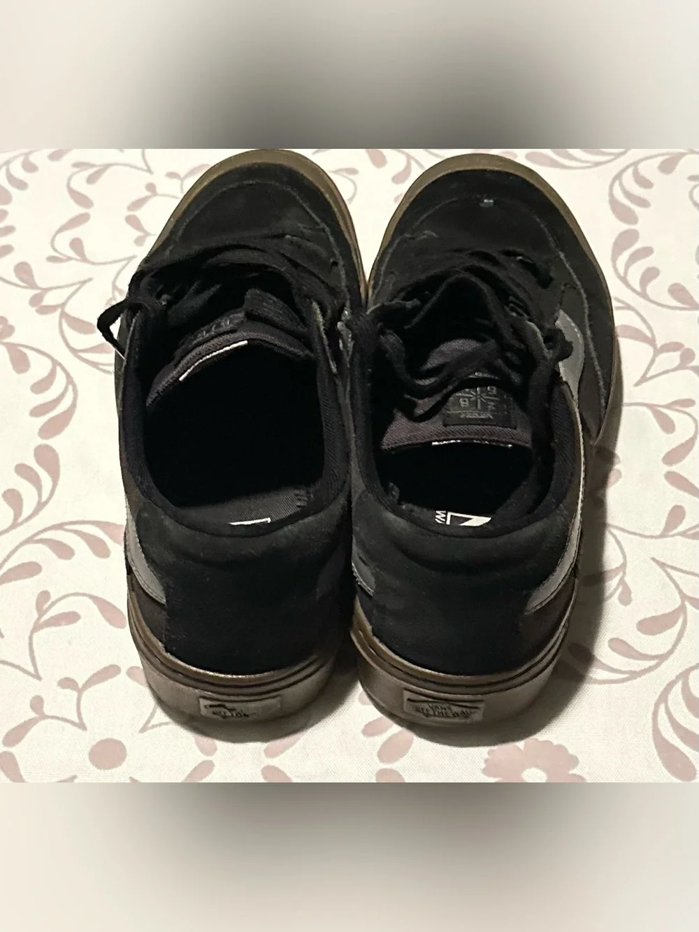 Vans Men's Black Suede & Canvas Low-Top Sneakers size 11.5